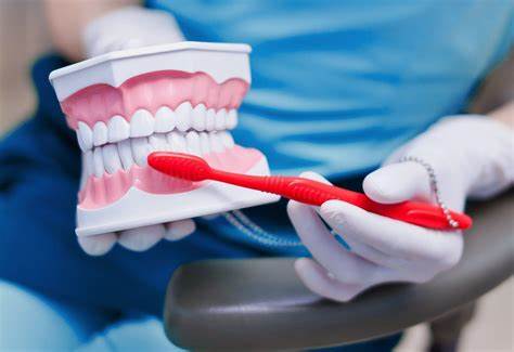 الحفاظ علة نظافة الفم والأسنان 