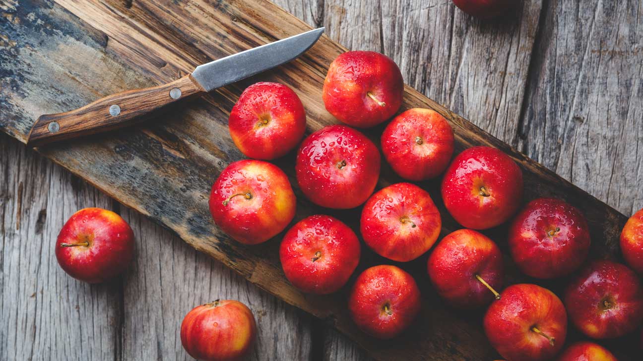 health-benefits-of-apples-1296x728-feature.jpg