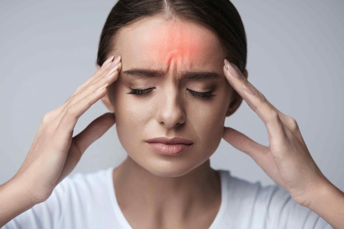 difference-between-headaches-and-migraines-1200x800-1.jpg