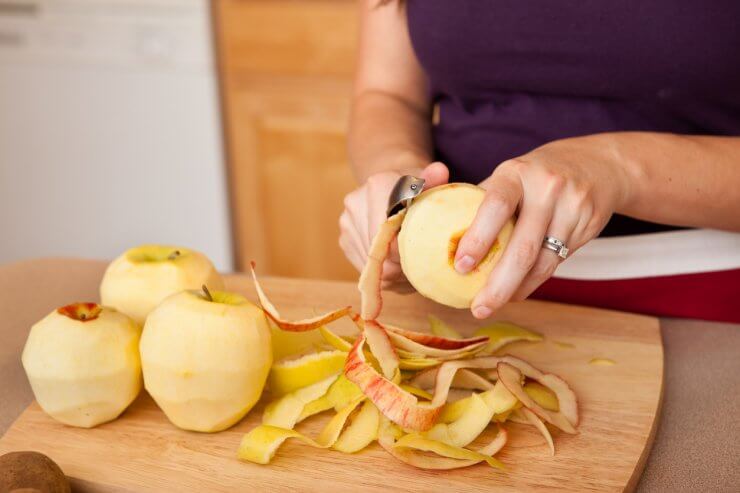 Peeling-Apples-740x493-1.jpg