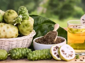 ما هو عصير فاكهة النوني وهل هو مفيد؟